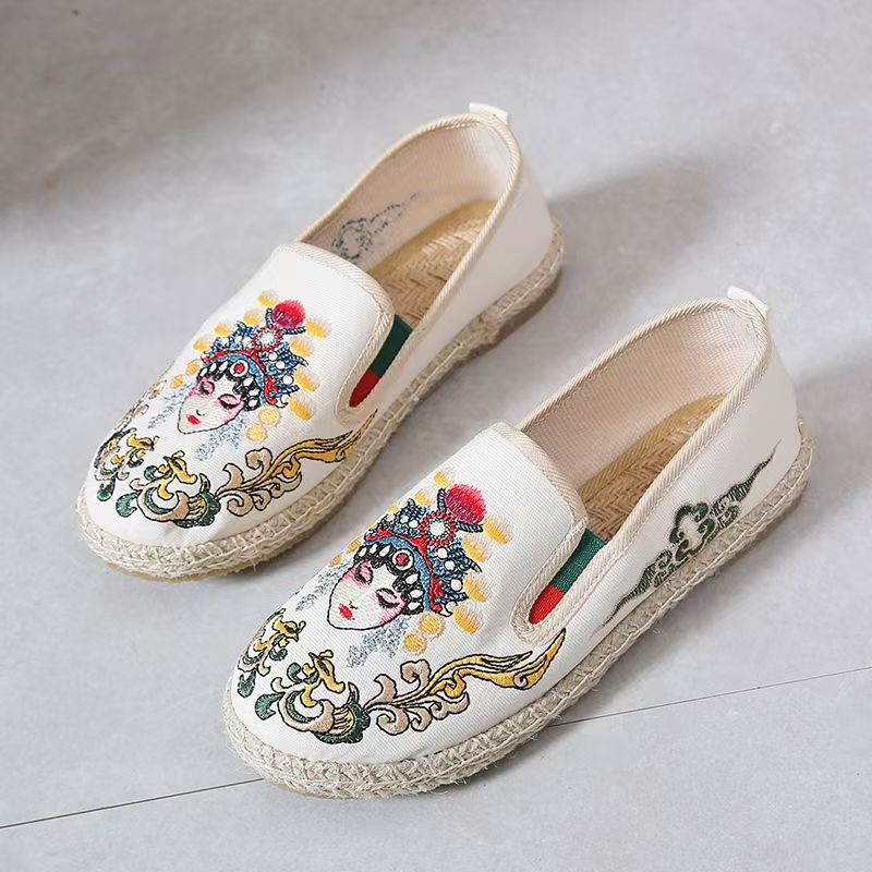 Embroidery Fabric - 女性フラットソール刺繍布靴春秋の新ソフトソールラウンドトゥ浅いスリップオン中国風漢服靴