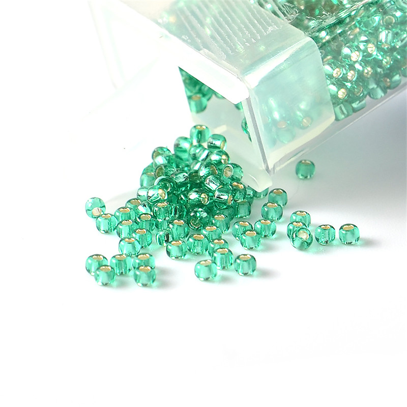 1000 個 11/0 TOHO ラウンドビーズシルバー裏地 - Embroidery Glass Beads のレビューと価格